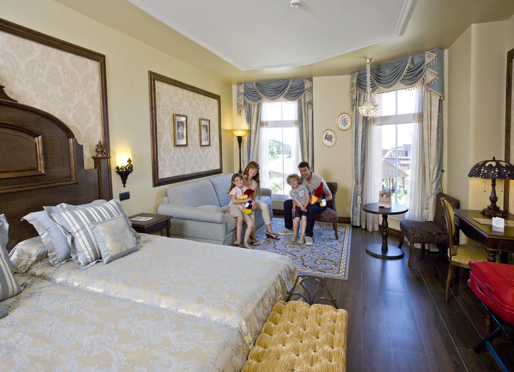 Portaventura Hotel Lucy'S Mansion - Includes Unlimited Access & Express Wristband To Portaventura Park & Ferrari Land Salou Exterior foto
